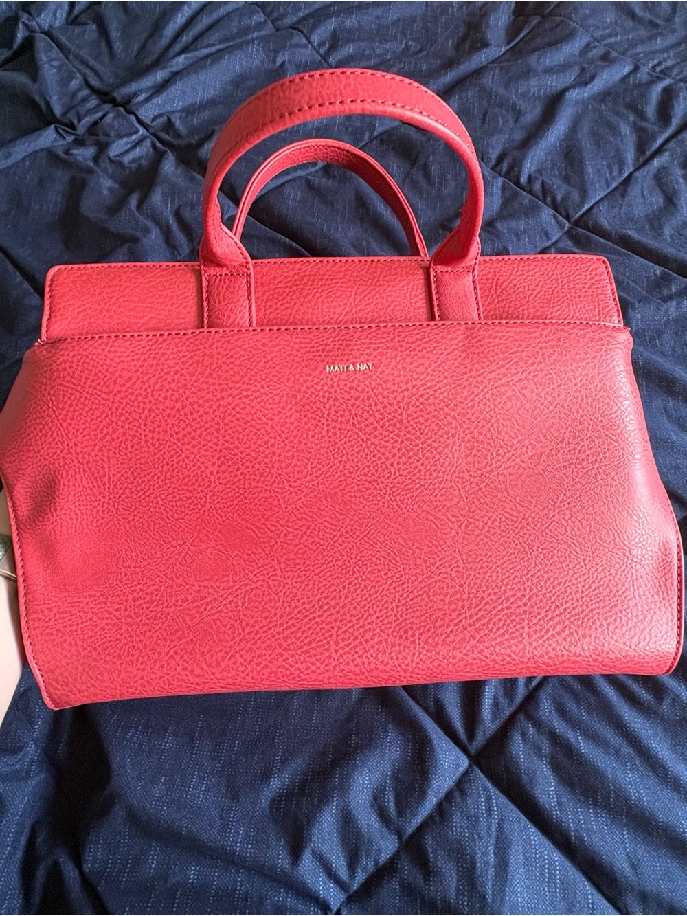 Matt & Nat Coral Red Vegan Leather Tote Bag - Picture 3 of 5